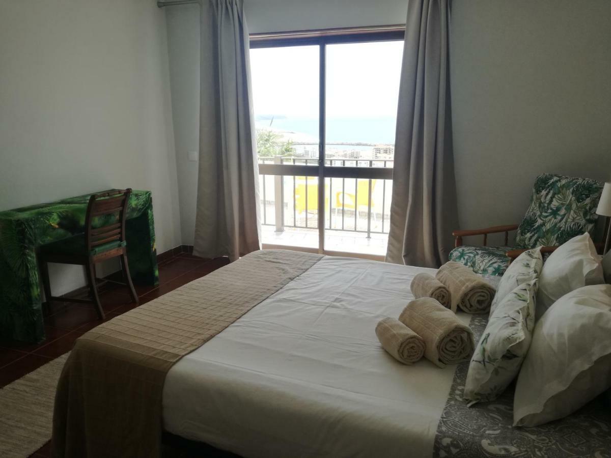 Casa Dos Passarinhos-Seaview@Nazare Hotel Bagian luar foto